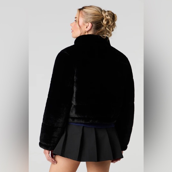 NWT Urban Planet Black Faux Fur Puffer Jacket - Picture 3 of 6